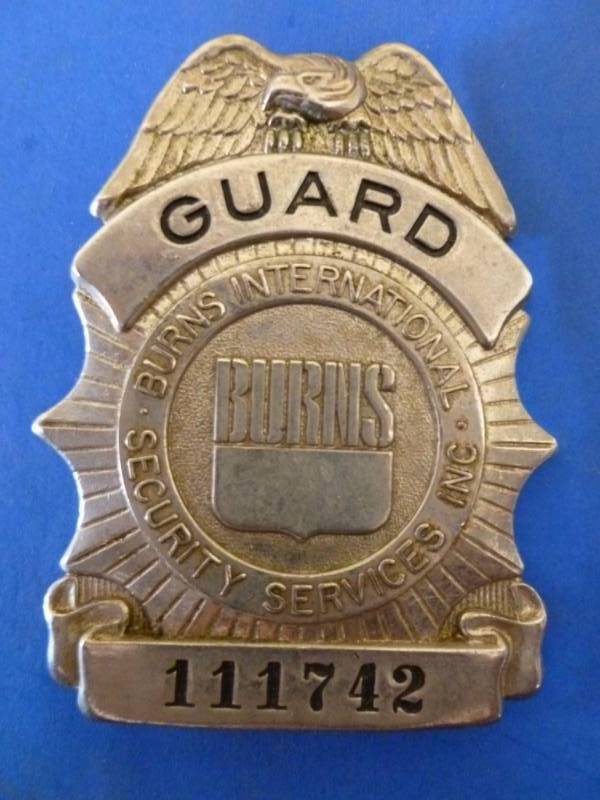 lot 34 image: Badge