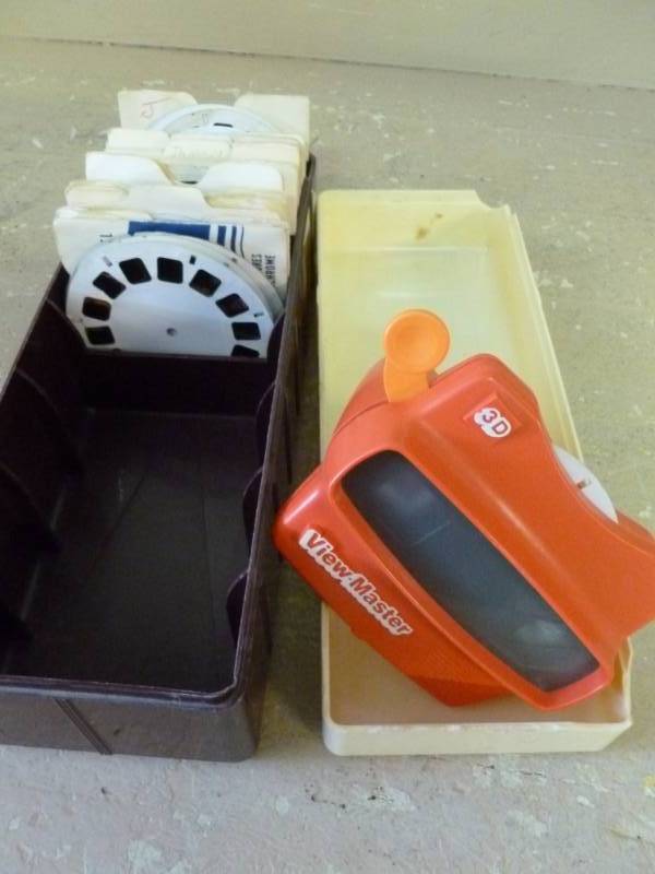 lot 48 image: View Master