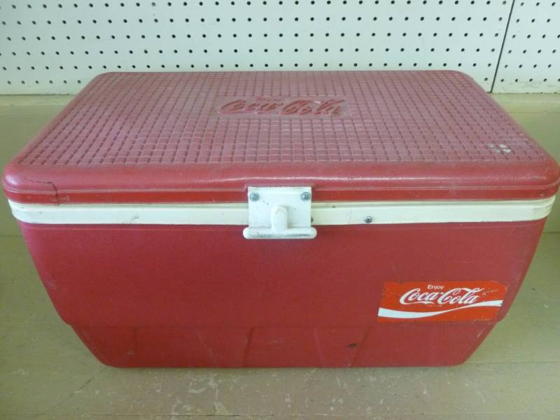 lot 56 image: Coca-Cola Cooler