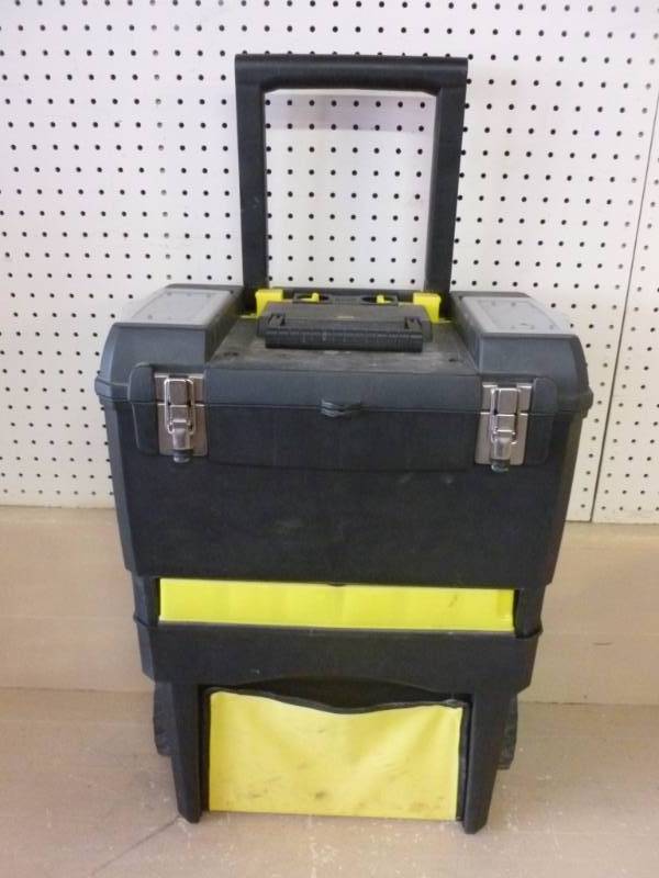 lot 89 image: Portable Toolbox