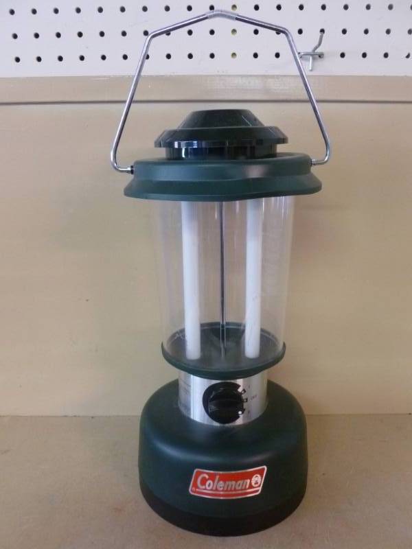 lot 90 image: Coleman Lantern