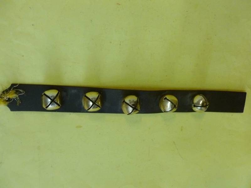 lot 94 image: Sleigh Bells