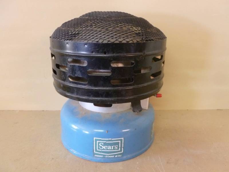 lot 136 image: Vintage Gas Heater