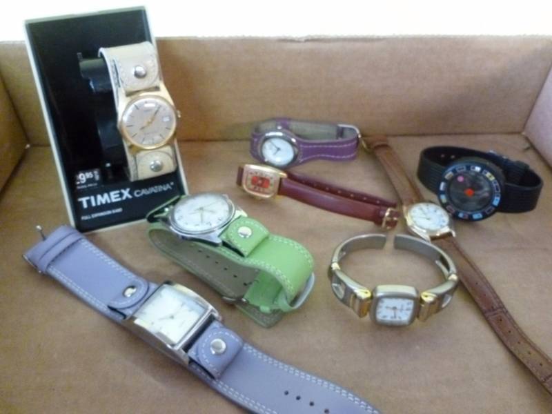 lot 184 image: Watches