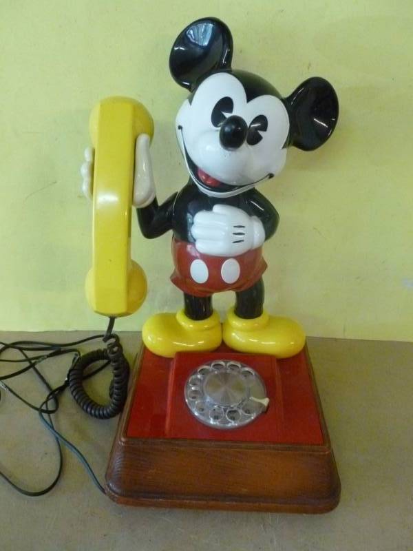 lot 210 image: Vintage Mickey Mouse Telephone