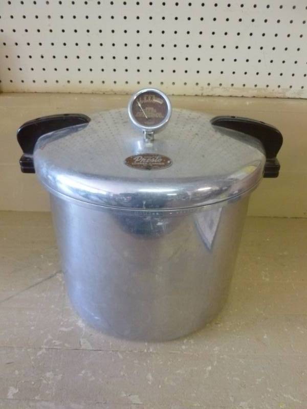 lot 211 image: Pressure Cooker