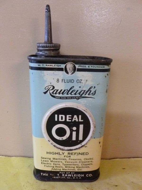 lot 233 image: Vintage Oil Can