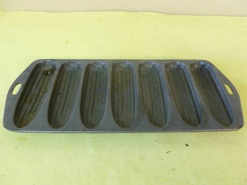 lot 243 image: Cast Iron Pan