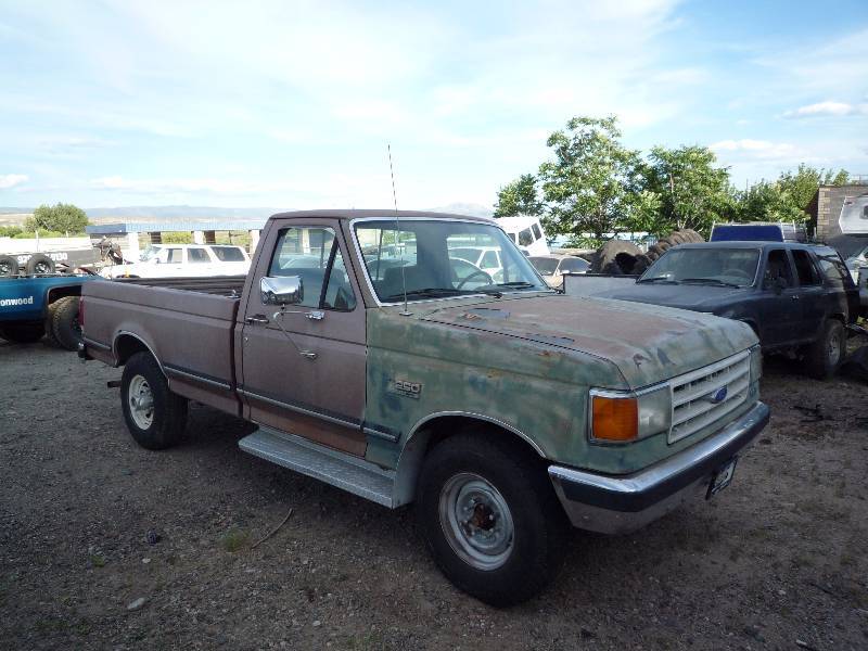 1989 Ford F-250 XLT Lariat
