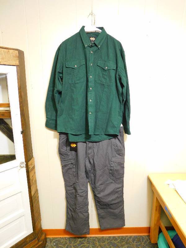 lot 111 image: Guide Gear Mens Cotton Chamois Shirt & Guide Gear Mens Fleece Lined Canvas Work Pants