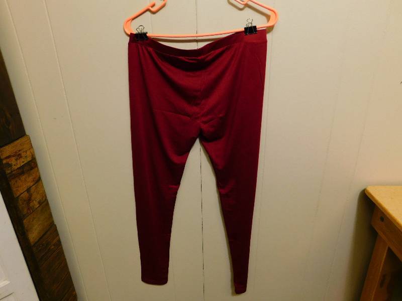 lot 129 image: 2 pair 32 Degrees Weatherproof HEAT Womens Base Layer Bottoms & Weatherproof 32 Degrees HEAT Womens Base Layer Top