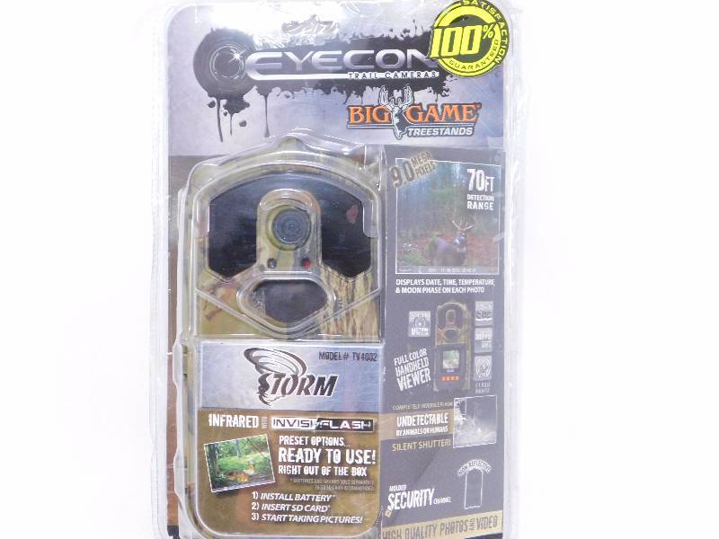 lot 14 image: Big Game Eyecon Storm Invisi-Flash Infrared Trail  Game Camera, 9MP