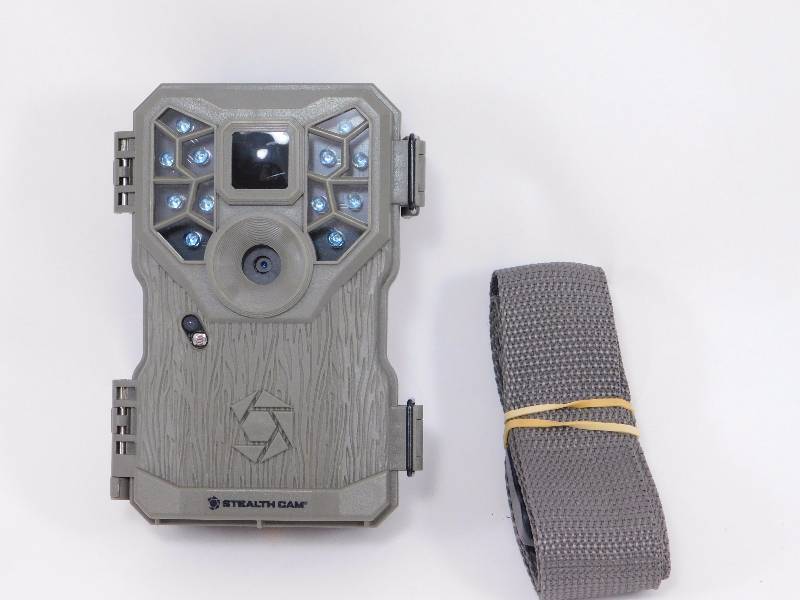 lot 17 image: Stealth Cam PX12 TrailGame Camera New