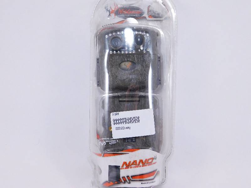 lot 18 image: Wildgame Innovations Buck Commander Nano 4 TrailGame Camera
