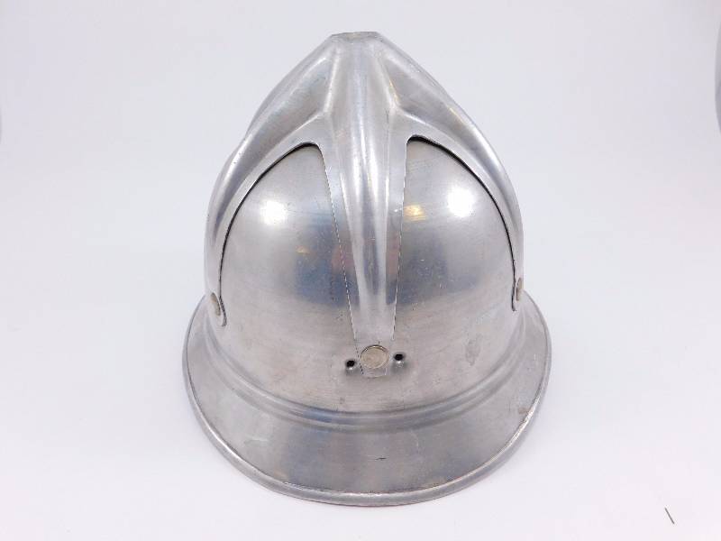 lot 29 image: Serbian Military Surplus Fire Helmet, Used