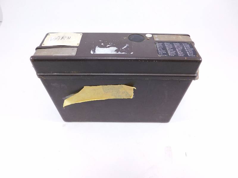 lot 33 image: Swedish Military Surplus Field Phone, Used