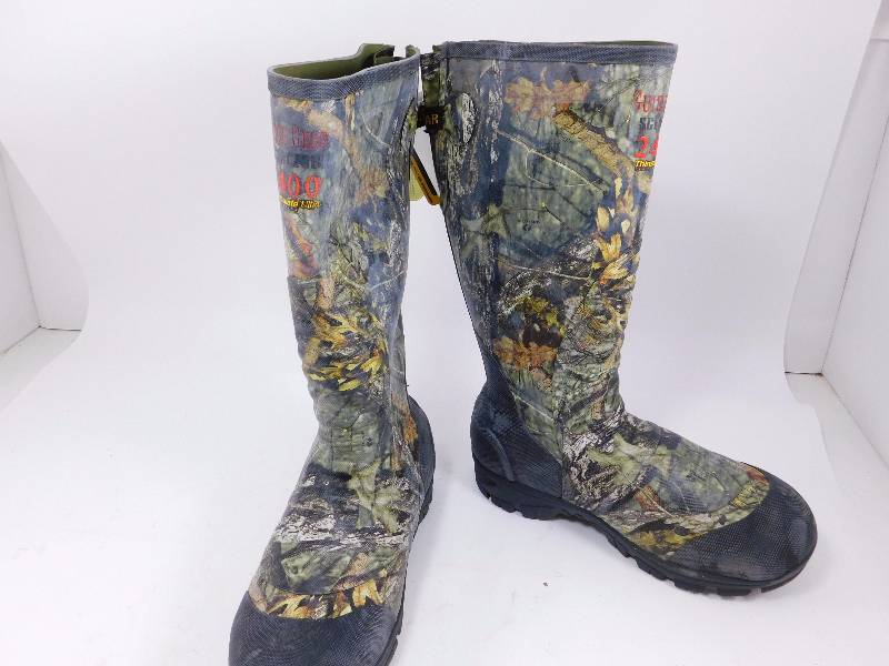 lot 98 image: Guide Gear Mens Ankle Fit Insulated Rubber Boots, 2,400 grams Size 10