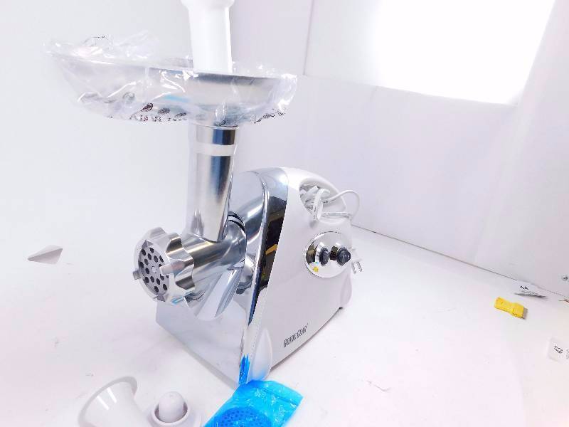 lot 72 image: Guide Gear Electric Meat Grinder