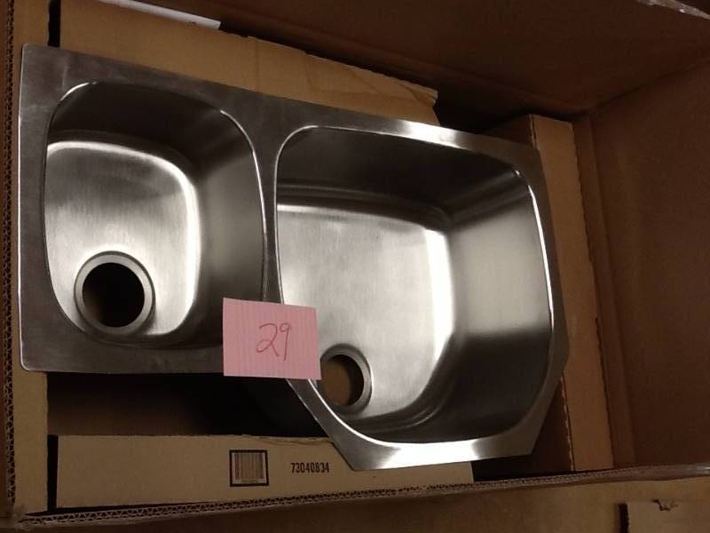 lot 29 image: Elkay Lustertone Undermount Stainless Steel 36 in. Double Basin Kitchen Sink open box never used Model # ELUH362110R  retail $520