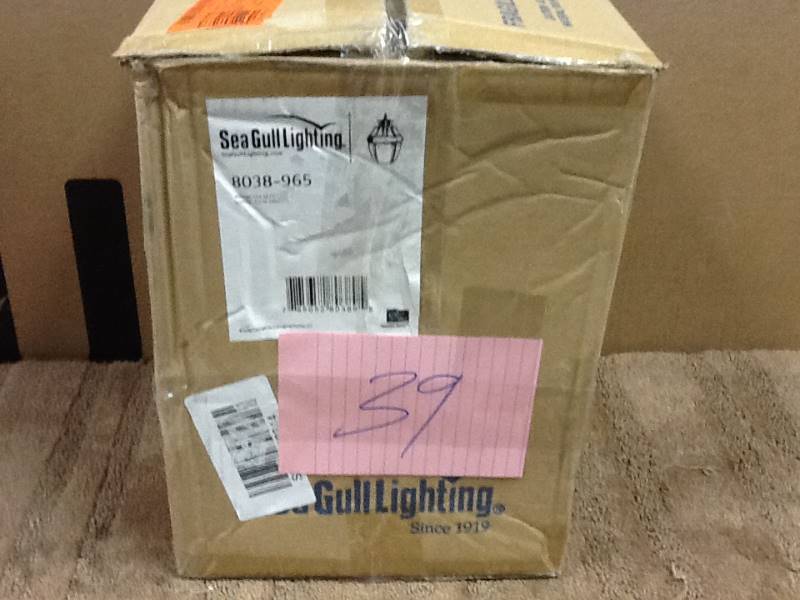 lot 39 image: SeaGull Lightning Model 8038-965 Never Used