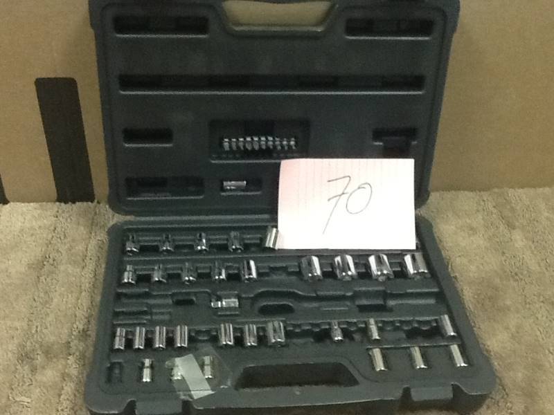 lot 70 image: Stanley Tool Set - missing pieces