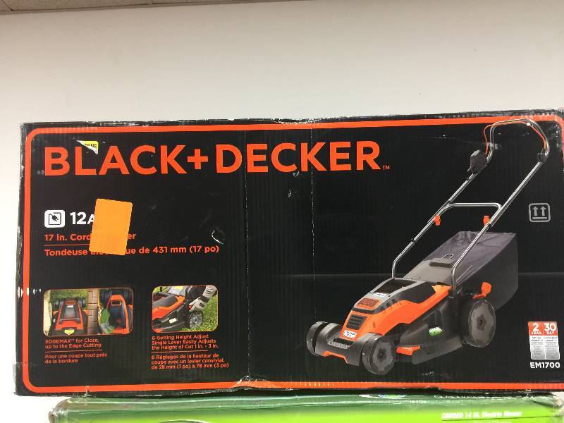 lot 114 image: BLACKDECKER 20 in. 13 Amp Corded Electric Push Mower  open box never used