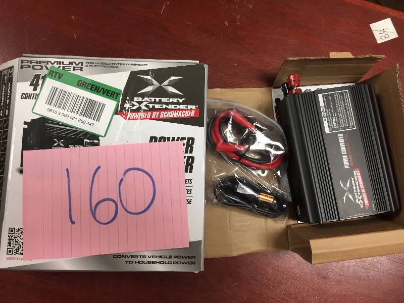 lot 160 image: Schumacher PI-750 750 Watt Power Inverter