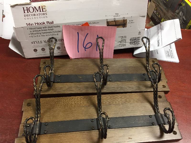 lot 161 image: Lot of 2 New 3-Piece Hook And Rail Coat Hat Towel Storage Holder Organizer Matte Black