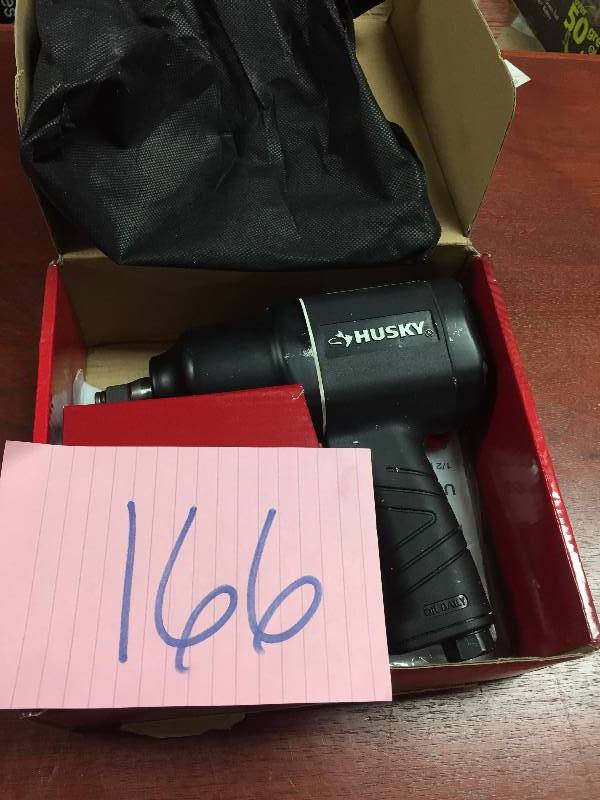 lot 166 image: Husky 12 in Impact Wrench 650 ft-lbs