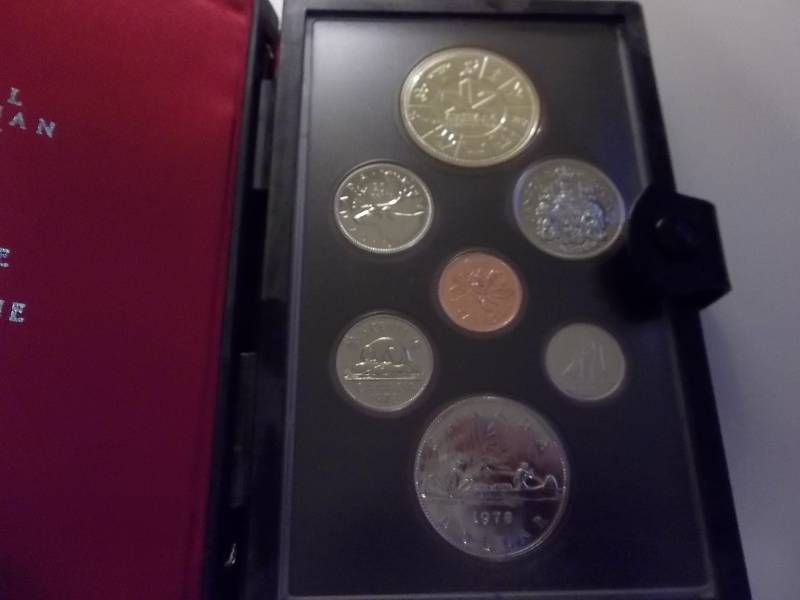 lot 56 image: 1978 Canadian Proof Set Contains 2- Dollars, Half Dollar, Quarters, Dime, Nickel, Cent