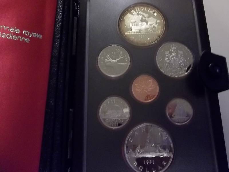 lot 59 image: 1981 Canadian Proof Set Contains 2- Dollars, Half Dollar, Quarters, Dime, Nickel, Cent