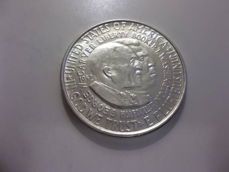 lot 74 image: Booker T. Washington & George W. Carver Comemmorative Half Dollar In MS