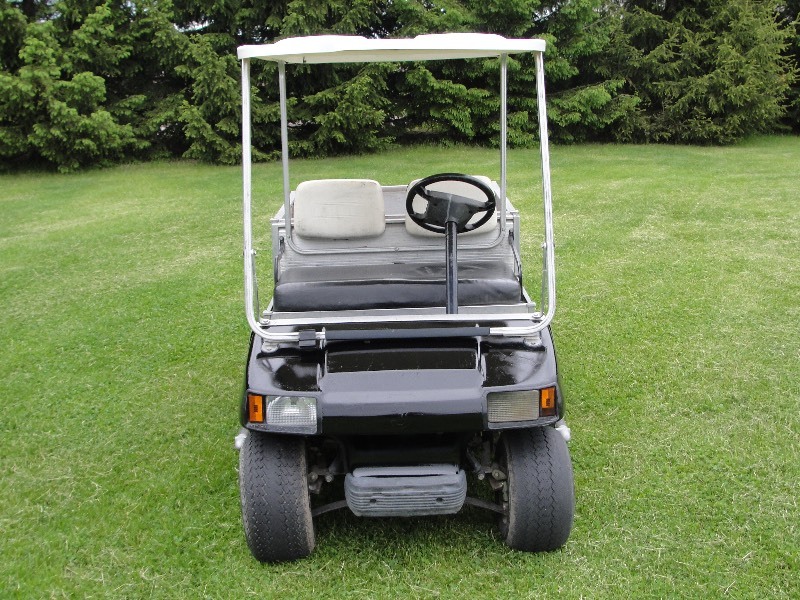 lot 6 image: CLUB CAR CARRYALL-1