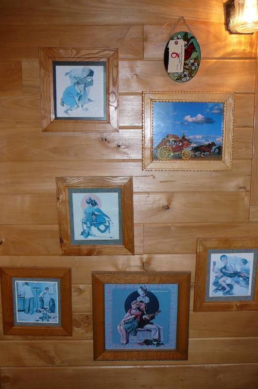 lot 6 image: Lot of home decor
