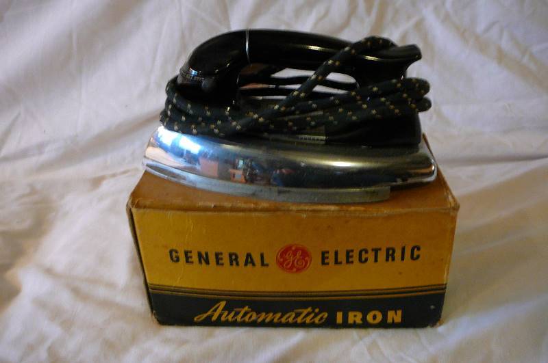 lot 44 image: Vintage Clothes iron in original Box GE