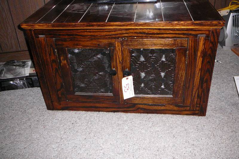 lot 53 image: Wooden end table with doors