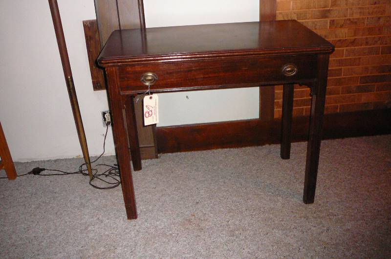 lot 68 image: Vintage wooden Kitchen Table over all length is 69 L x 35 34 w 3 Leaves Without leaves 20 w x 69L