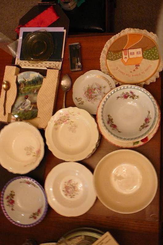 lot 99 image: Misc. Dishes Homer Laughlin Virginia house made in USA