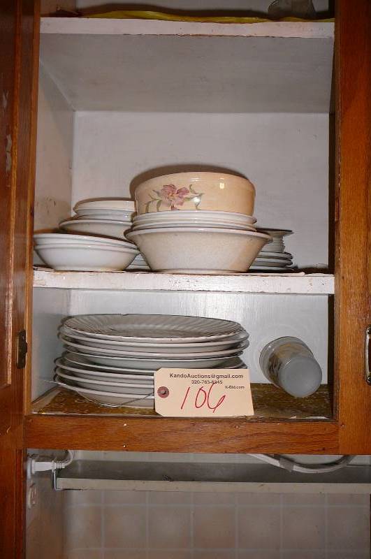 lot 106 image: Misc. plates, bowls and cups