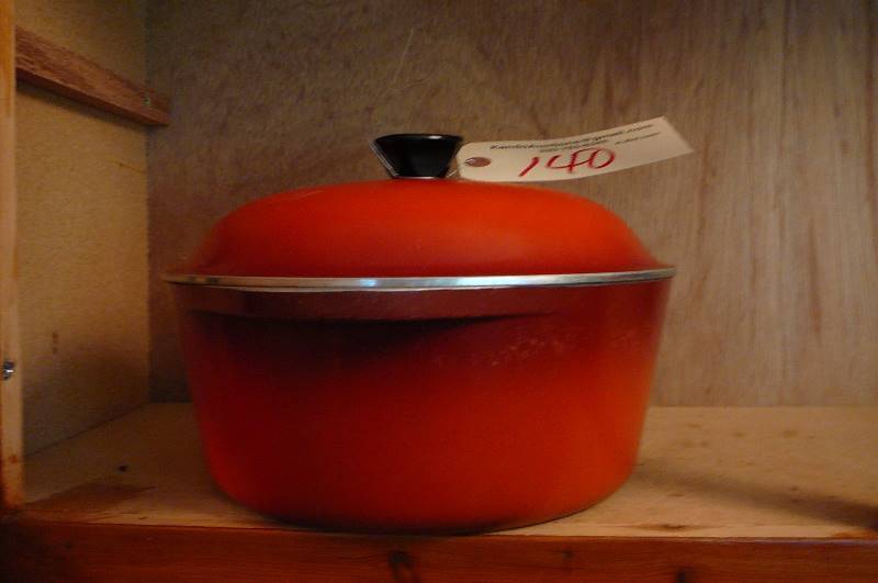 lot 140 image: Cub roaster med
