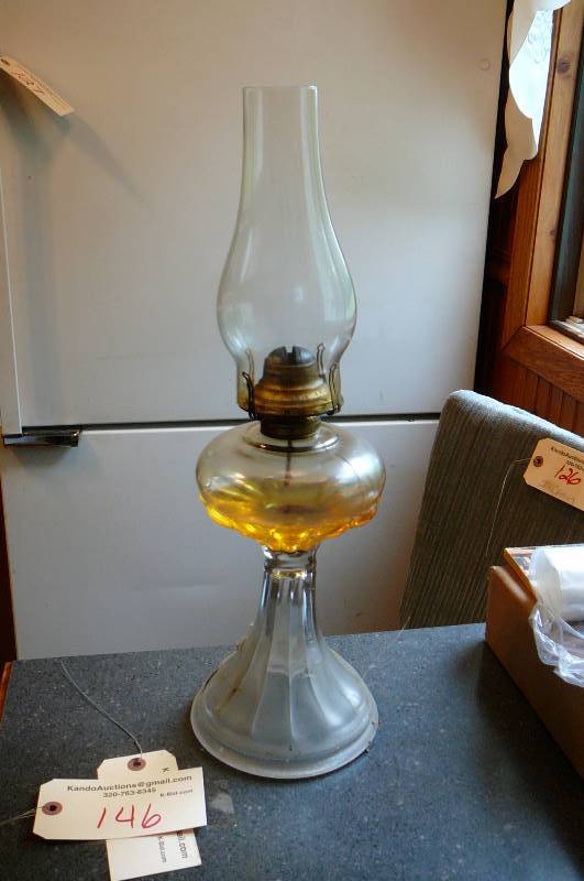 lot 146 image: Aladdin lamp with oil in it