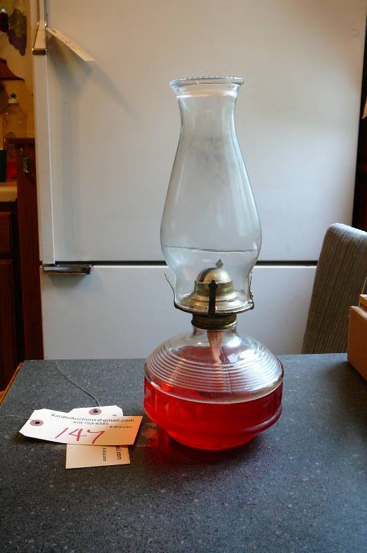 lot 147 image: Aladdin lamp with oil in it