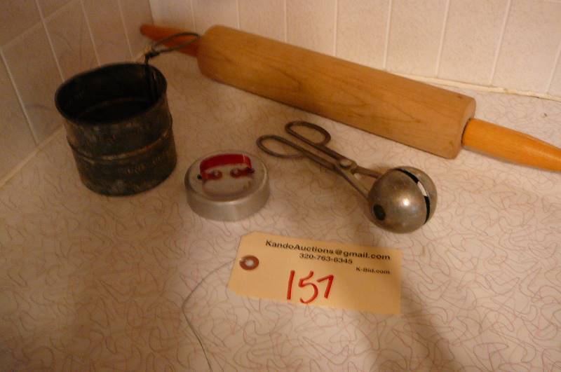 lot 157 image: Rolling pin, flour sifter, Donut cutter