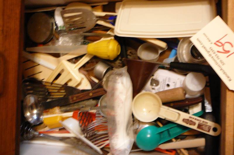 lot 159 image: Misc. utensils