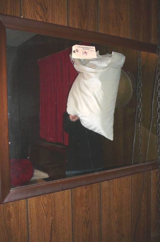 lot 191 image: wall mirror