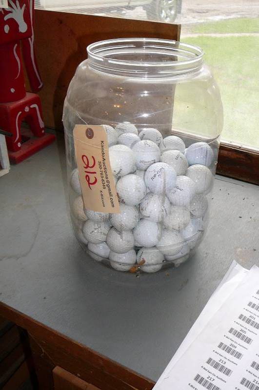 lot 212 image: Lot Of Misc. Golf Balls