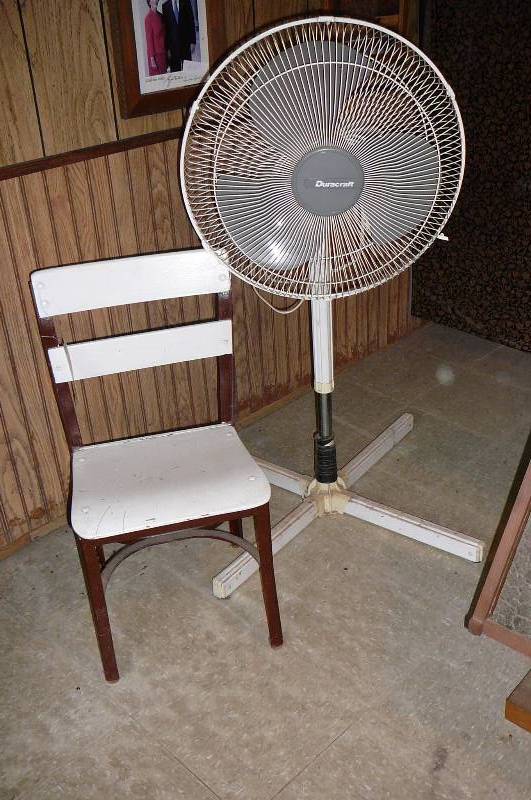 lot 218 image: Vintage Kids School Chair & Fan
