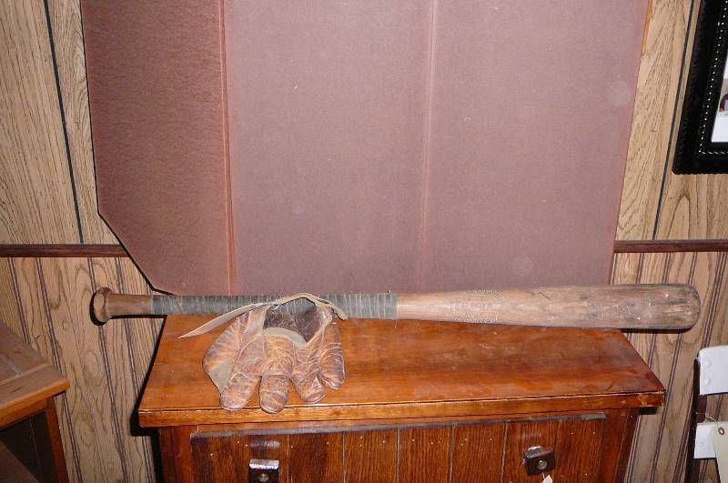 lot 216 image: Vintage Bat & Glove
