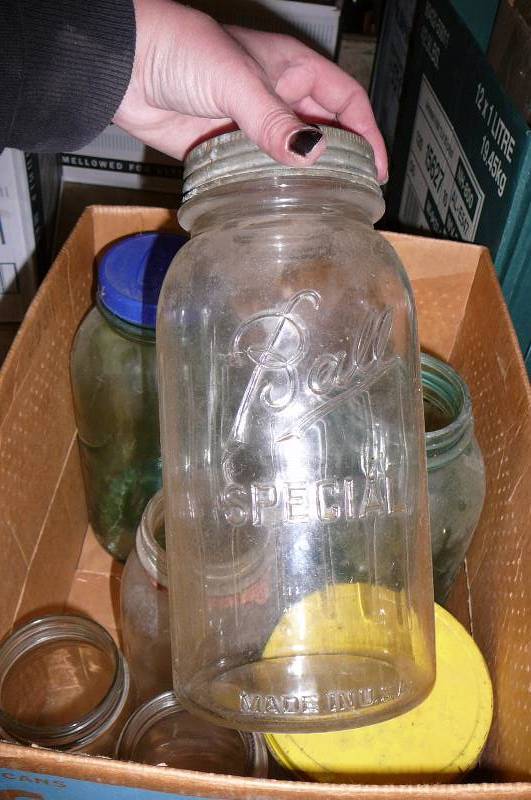 lot 245 image: Canning jars Some Teal Color