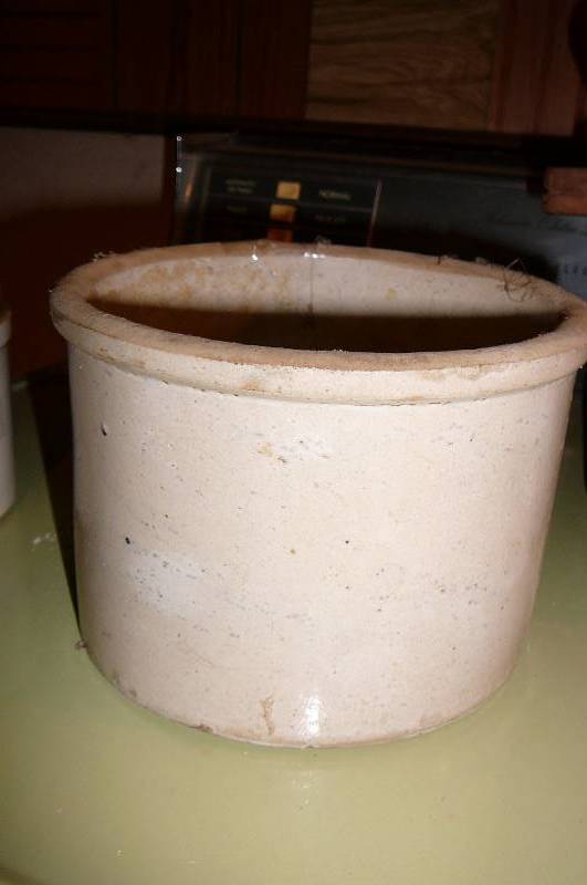 lot 293 image: Crock